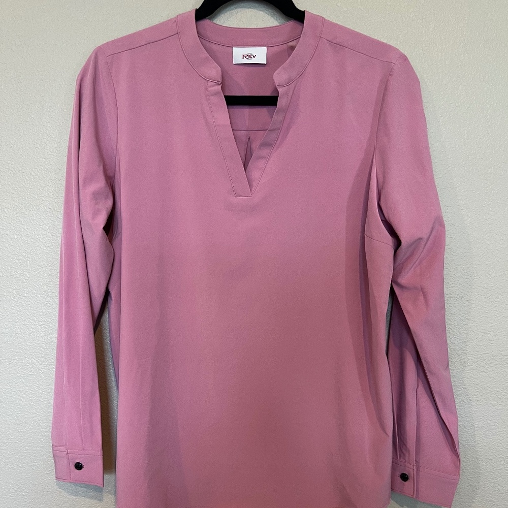 Rev3 Women's Size Small (4-6) Long Sleeve V-Neck Blouse Tunic Length, Pink